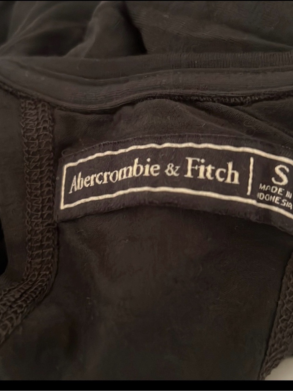 Abercrombie New York Black Long Sleeve Active Top Thumb Hole Shirt - Picture 4 of 4